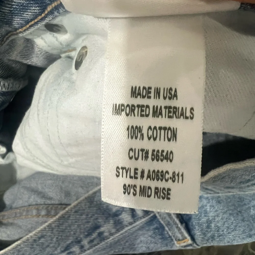 Agolde 90’s Jean Distressed Mid Rise Women’s Size 24X28 Light Blue Frayed Cotton - Picture 13 of 13